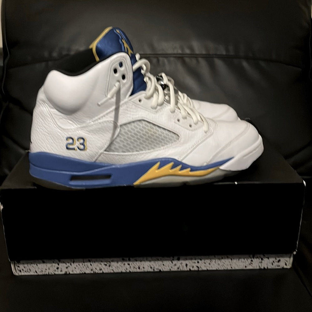 Air Jordan 5 Laney 2013 , Size 10.5 Mens